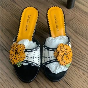 Isabella Fiore Wedges